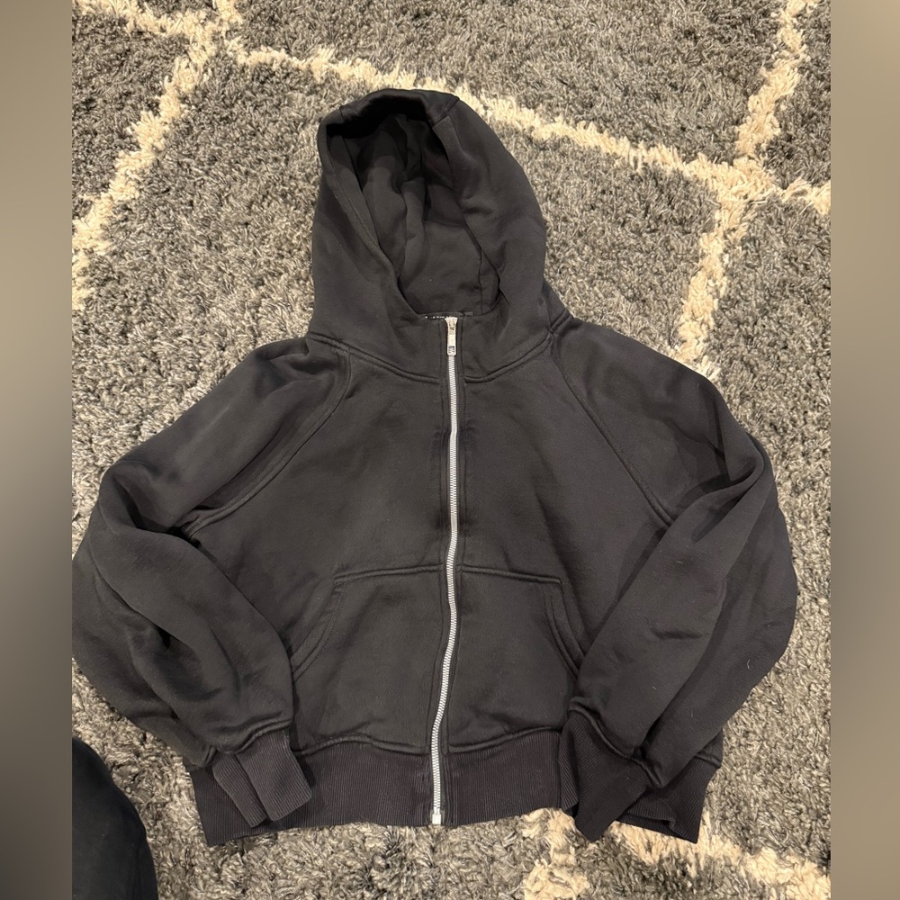 Cropped hoodie size‎ small